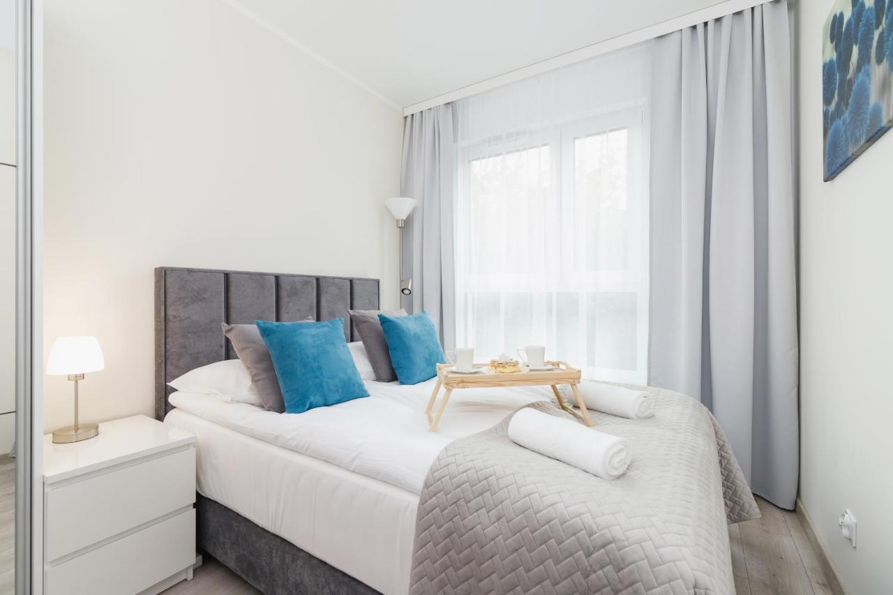 W Parku Lotnikow Apartments Tauron Arena By Noclegi Renters Krakau Buitenkant foto