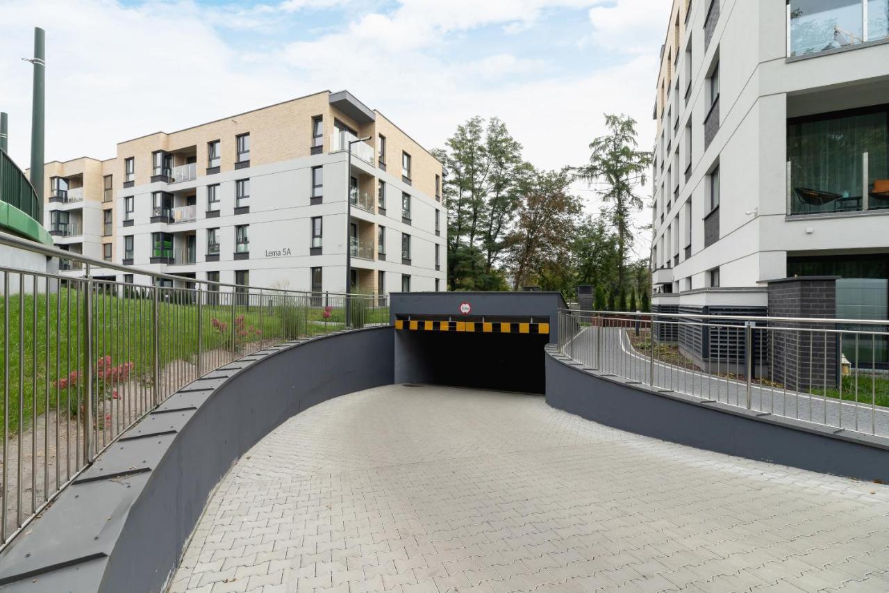 W Parku Lotnikow Apartments Tauron Arena By Noclegi Renters Krakau Buitenkant foto